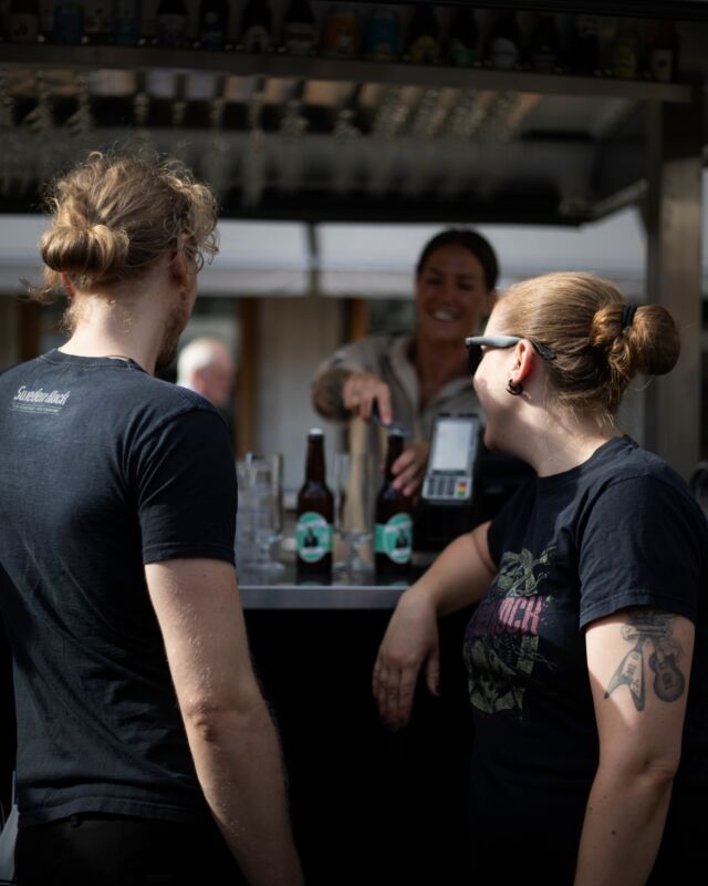 Sweden Rock Festival har kickat igång! 🎸 Kristianstad Citys hotell fylls återigen av rockare från runtom i världen som passar på att upptäcka och njuta av vår stadskärna under veckans gång. Välkomna till Kristianstad city och rock on! 🤘
#kristianstadcity #kristianstad @swedenrockfestival